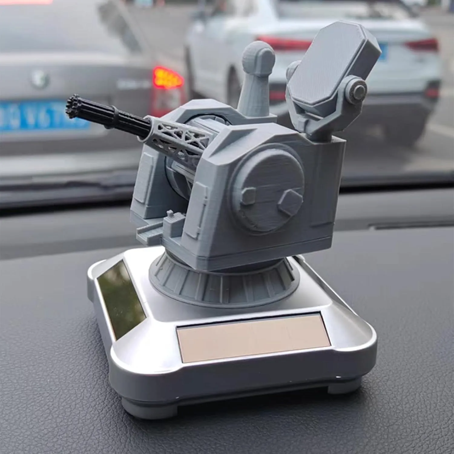 3D-Printed Solar-Powered Military Model Rotating Ornament, Military Model Car Toy Ornament, Solar Powered Automatic Rotation, for Military Enthusiasts (Style A)