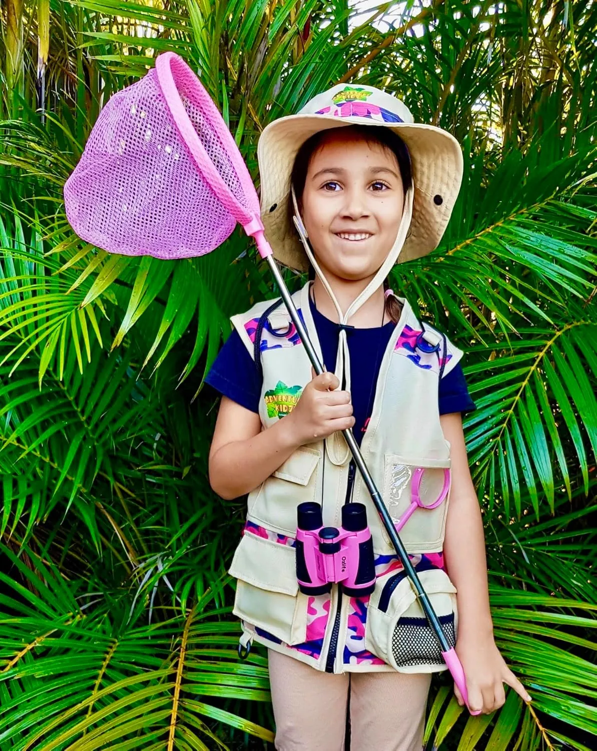 Bug Hunting Kit, Pink Vest, Hat, Binoculars, Lg. Net, Bug Container, Whistle, Flashlight, Magnifier, Thermostat, Compass, Tweezers