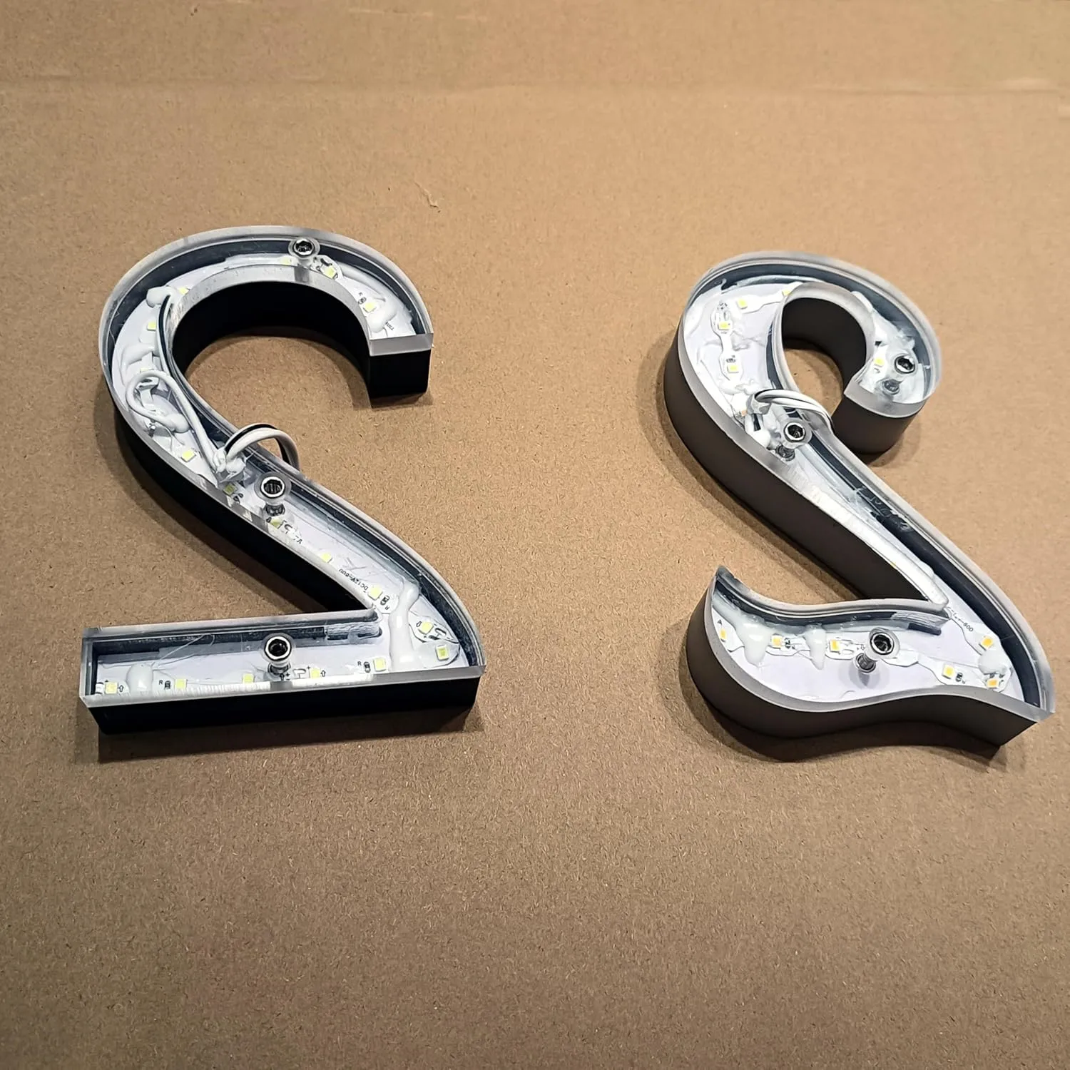 Custom Modern House Number Light Solar-Powered Stainess Steel Backlit Address Sign for Outdoor Post Yard House Metal Lighted Number Plaque Easy Install LED Sign (Custom White/Warm White, 3 numbers)