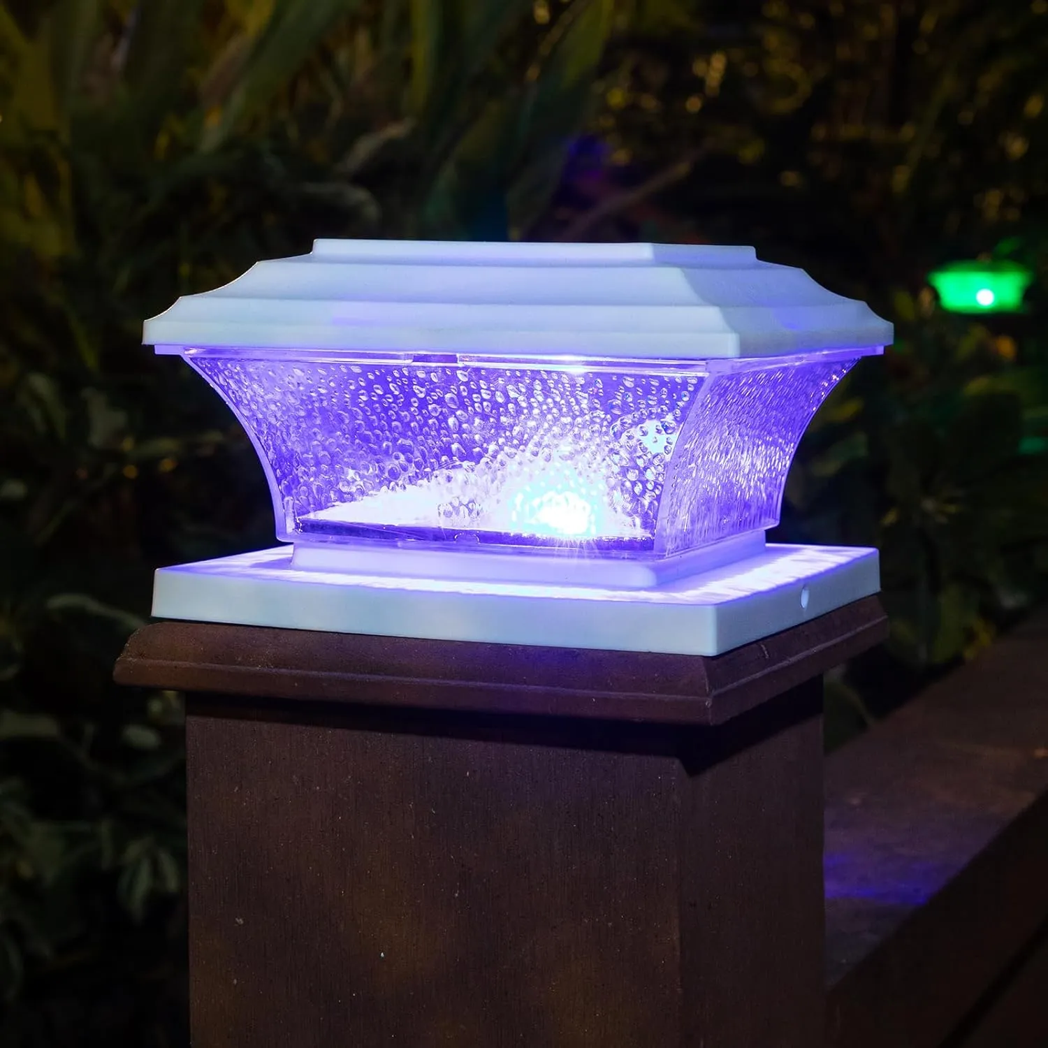 HUYIENO Solar Post Cap Lights Outdoor LED Lighting Deck Fence Cap Light 9 Light Modes Bright White/7 Color Fixed Modes/7 Color Cycling Mode Suitable for 4x4 5x5 Wooden Posts 4x4 5x5 Vinyl Posts