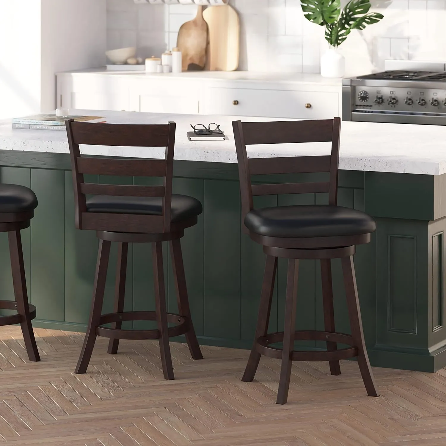 Merrick Lane Silla Ladderback Swivel Counter Stool - Espresso Finish - 24" H Padded Black Faux Leather Seat - 360° Swivel - Integrated Footrest