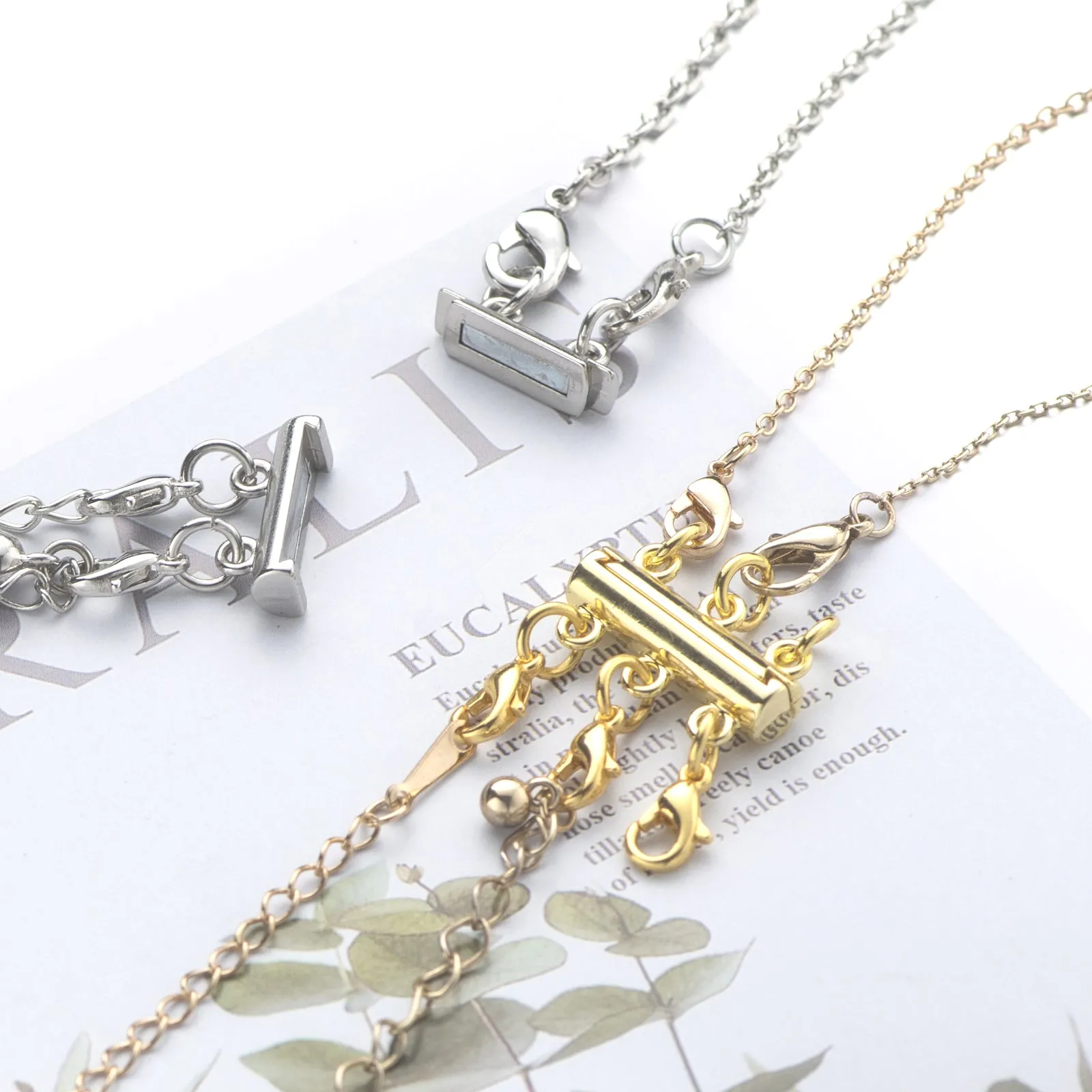 Necklace Layering Clasps Separator for Stackable Necklaces Chains, Necklace Clasps for Layered Look Without Getting Tangled 2 Strands (Gold Silver)