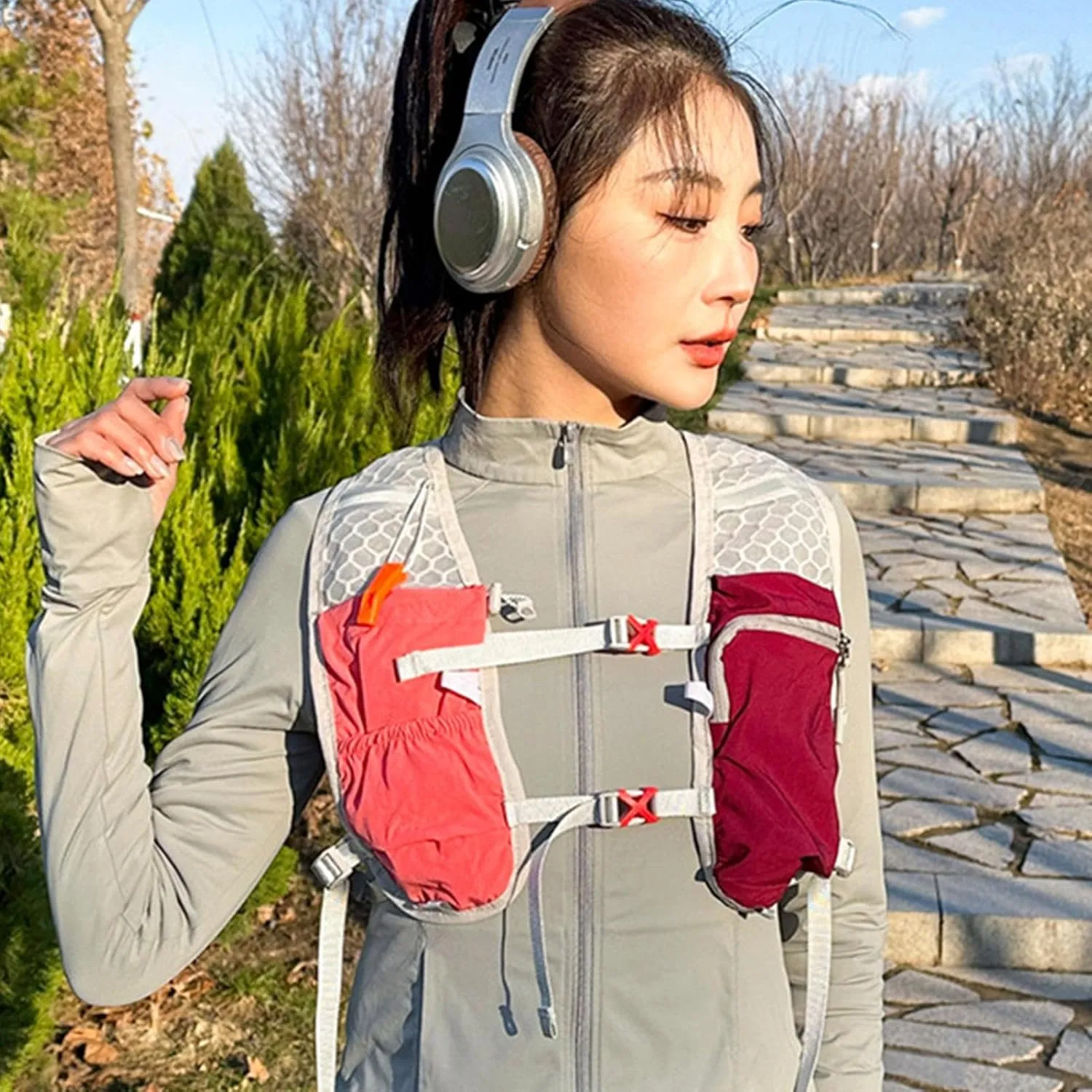 Running Vest,Running Bag for Phone - Reflective, Adjustable, Sports Gear for Gym Training Jogging Hiking Walking Night Cycling