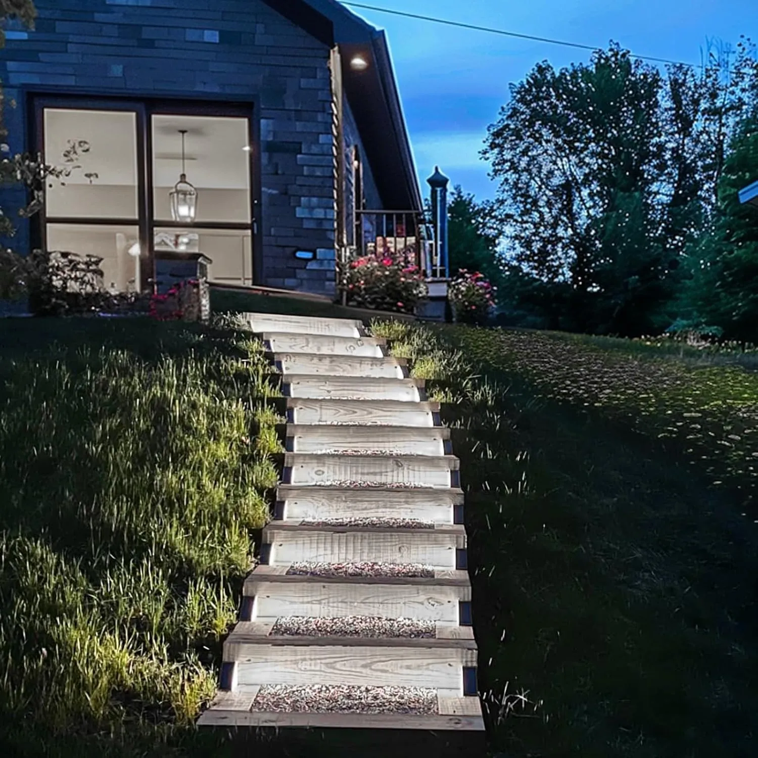 Solar Step Lights for Outside,24pack Solar Stair Lights Outdoor Waterproof IP67,Outdoor Deck Step Lights,Solar Outdoor Lights for Staircase,Patio,Front Step(Cool White)…