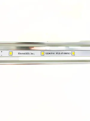 Trader Joes Retrofit Magnetic LED Light Strip 3K EFDS43007OMMX