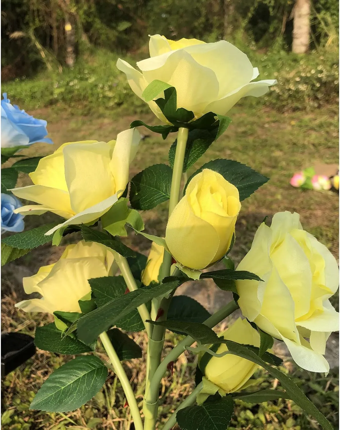 [Upgraded 6 Flowers]Solar Powered Artificial Rose Flower Lights,Waterproof Outdoor Garden Accent Lighting for Summer Country Field Yard Pathway Balcony Memorial Cemetery Gravesite Decorations, Yellow
